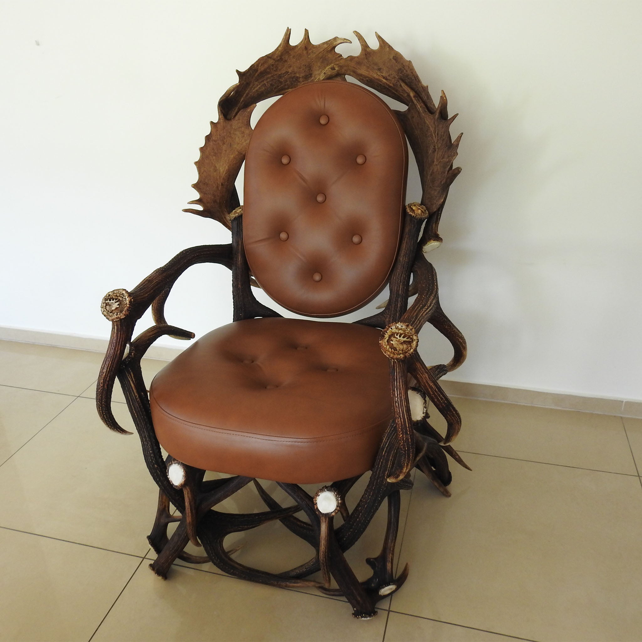 Chair with fallow deer antlers